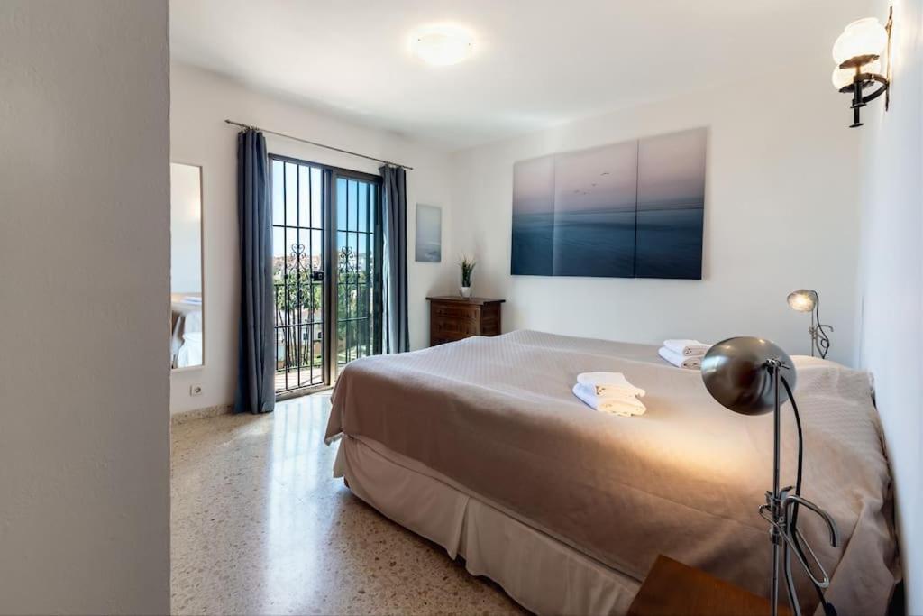 Oasis 16 Nerja Exterior foto